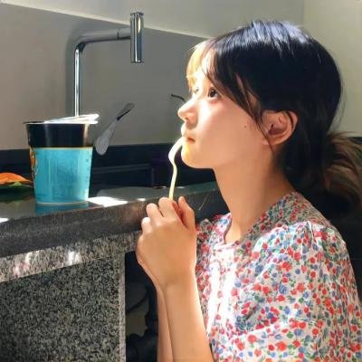 加布里埃拉，丁香和肉桂
